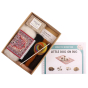 The Makerss Needle Felt kit contents includes felting needles, a rug, wool mats, various colours of felt, and and instruction booklet