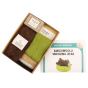 The contents of the The Makerss - Amiguwoolli Snoozing Bear Mini Needle Felt Kit. Included is Eco Wool Mats, Felting Needles, Glue-In Eyes, woolen felt in the colours light green, dark brown, light brown, tan, white and black, and an instruction booklet w