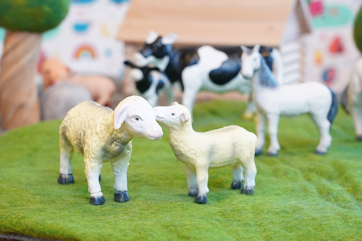Toy Sheep Rubber Toys Figure Kids Tactile Play Model with Sound 