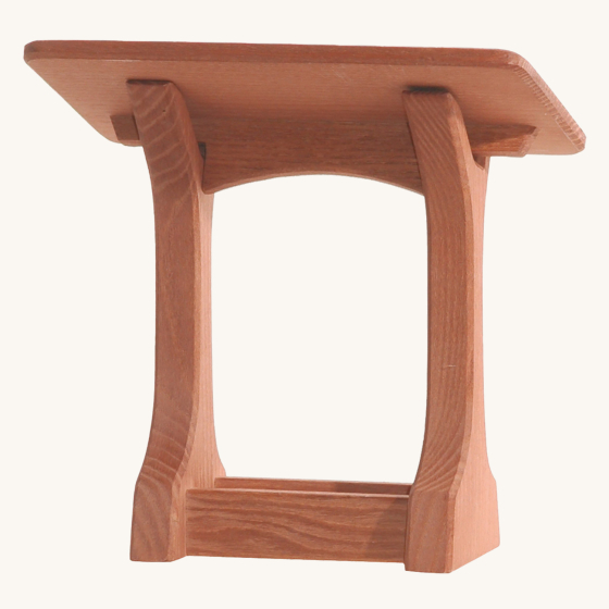 Ostheimer wooden manger with roof