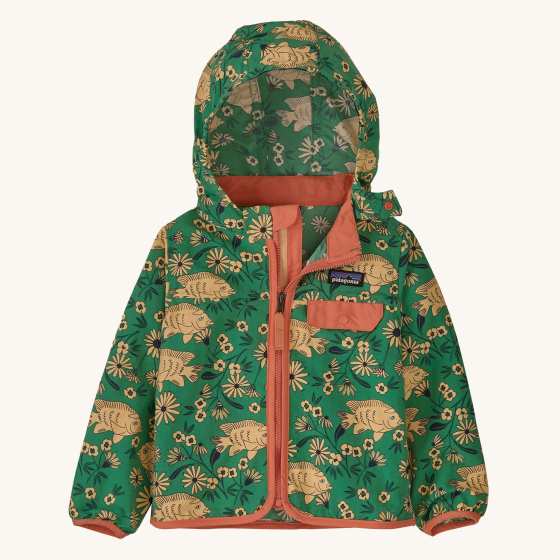 Patagonia Little Kids Baggies Windproof Hooded Jacket - Los Garibaldi / Gather Green. A lightweight windproof jacket in green with yellow fish and flower print, an orange pocket flap, zipper and zip