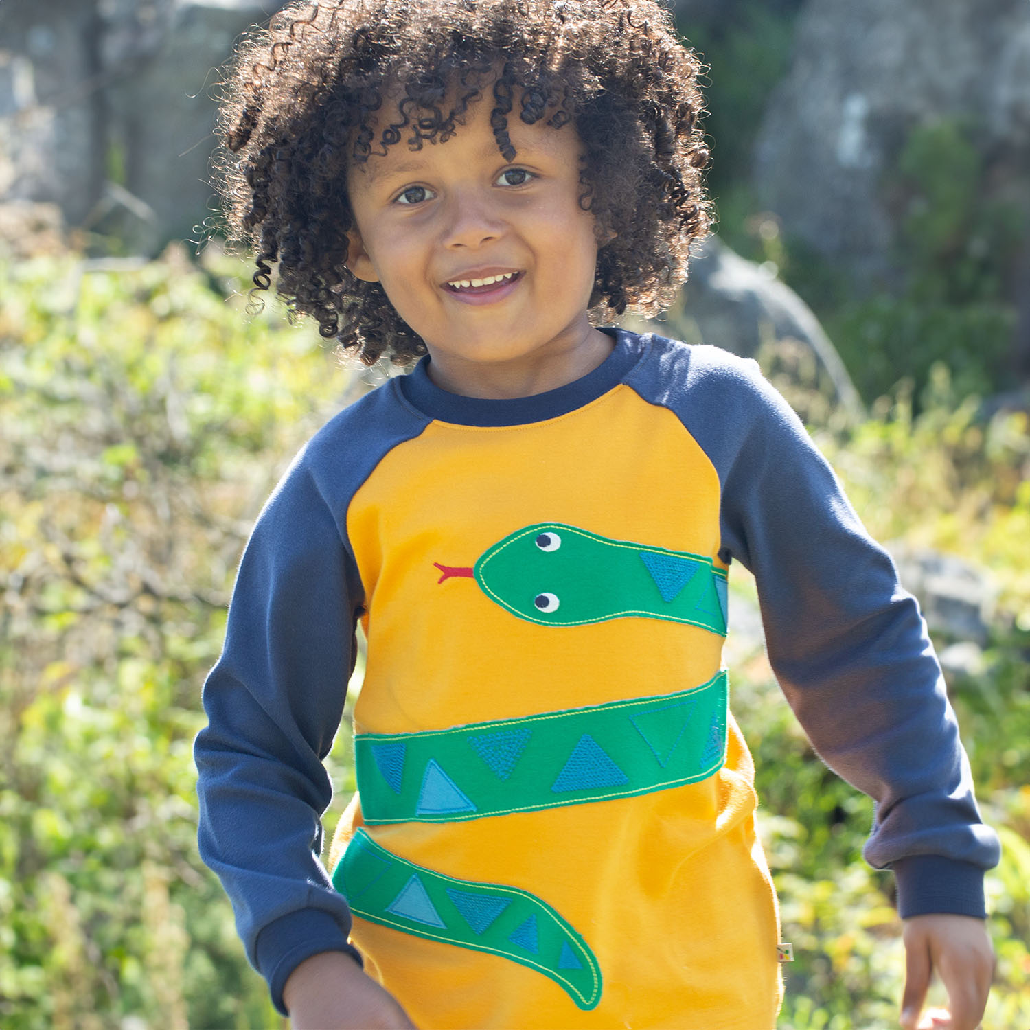 Frugi Parrot color black short sleeve T-shirt organic cotton toddler 4-5  tee - Shirts & Tops